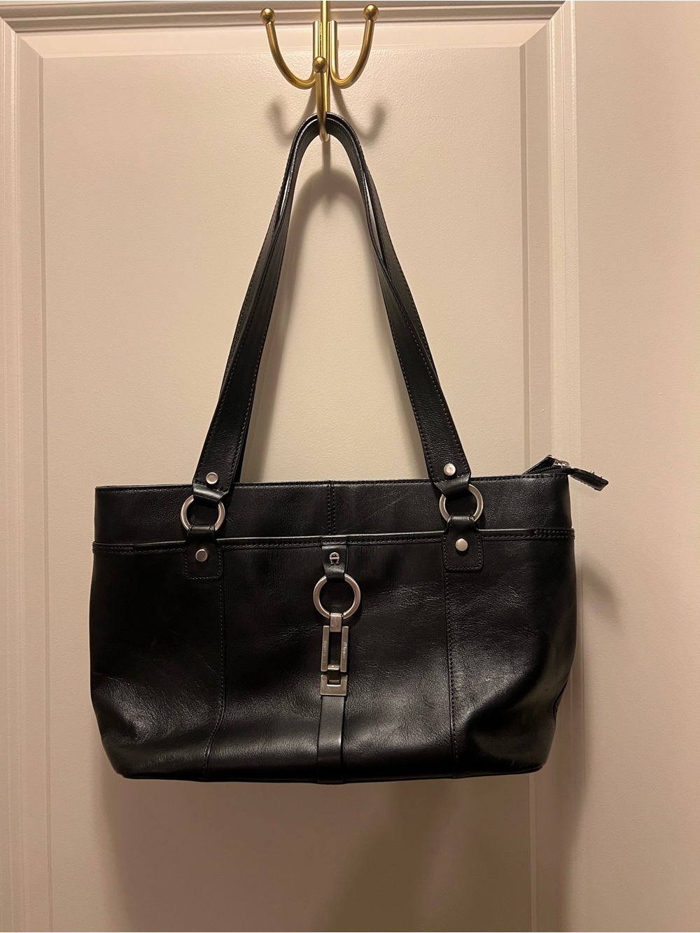 Vintage 2000s Etienne Aigner Classic Black Leather Tote Handbag